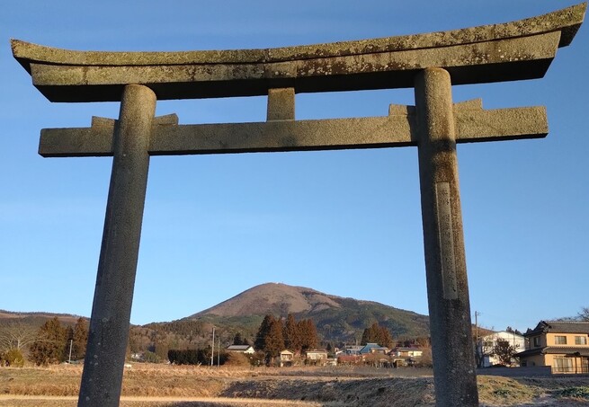 三陸の海を見下ろす気仙の霊峰・室根山